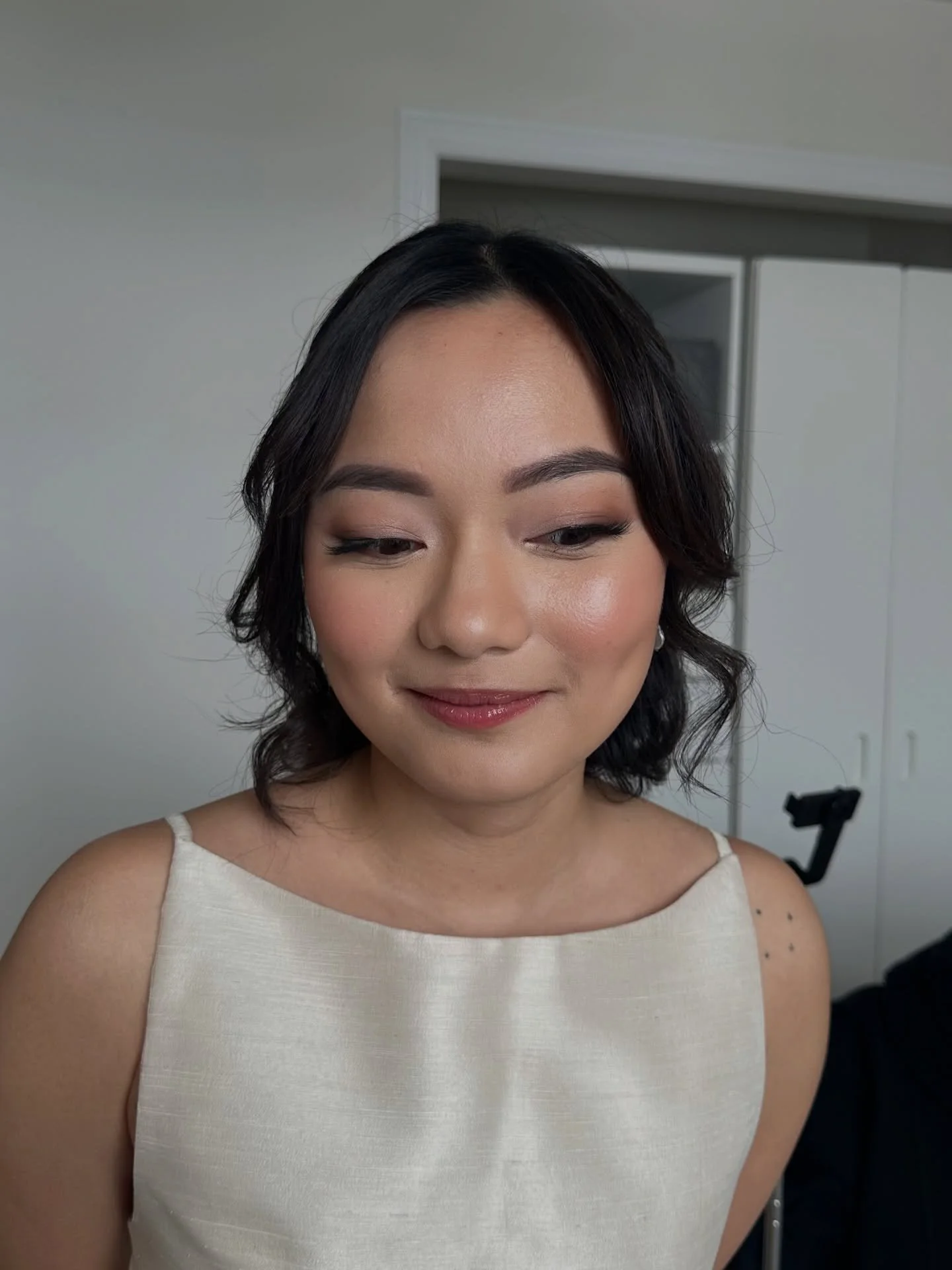 Our Sweetest Winter #BINKSbride 🤍❄️ TS ❄️🤍
.
.
Hair and Makeup by @binks.beauty
NOW BOOKING 2026 💌➡️ www.binksbeauty.ca / TEXT (647) 528-7563 or #linkinbio
.
.
Wedding bridal makeup makeupartist weddingmakeup bridalmakeupartist torontomakeupartist