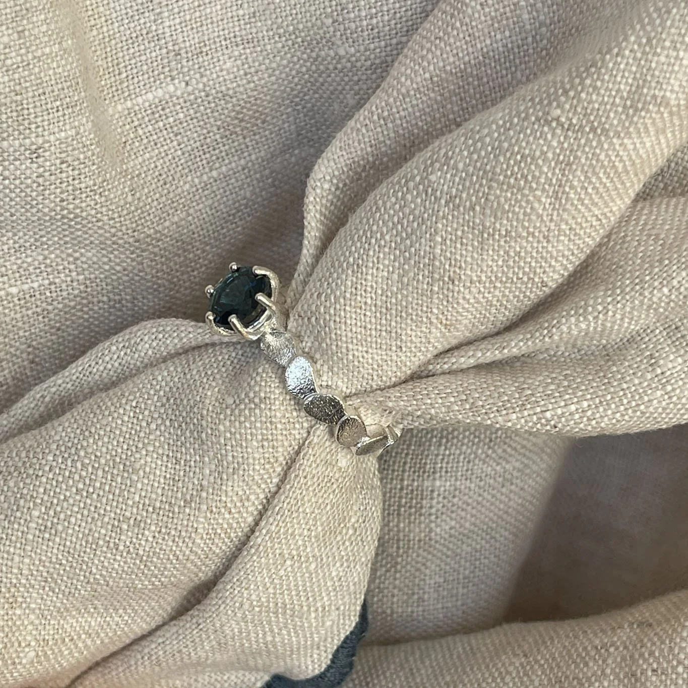 leoma-drew-jewellery-designer-kimana-collection-ring-silver-pink-tourmaline-blue-topaz- (11).jpg