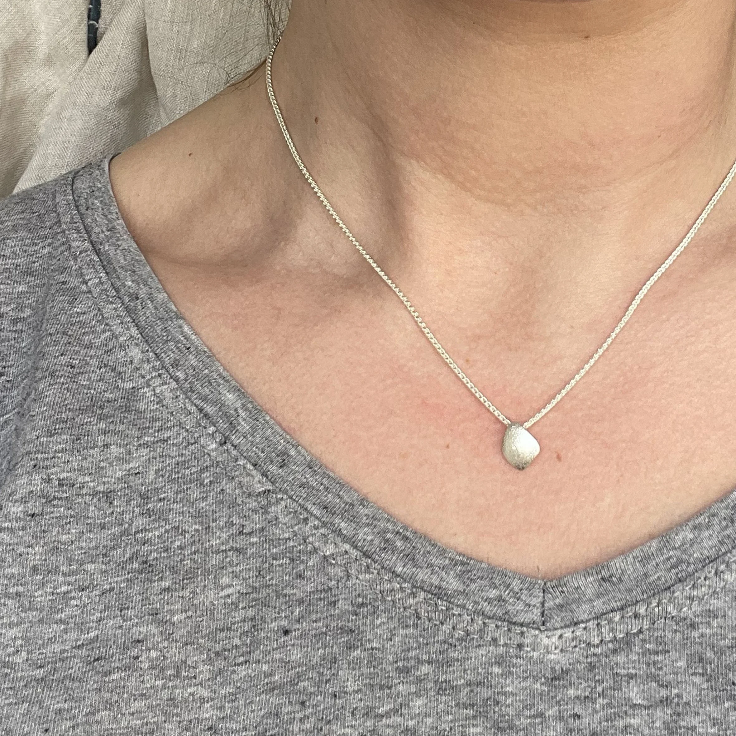 leoma-drew-wing-freeform-spiga-oxidised-gold-pendant-necklace-silver-gold-wing- (3).jpg