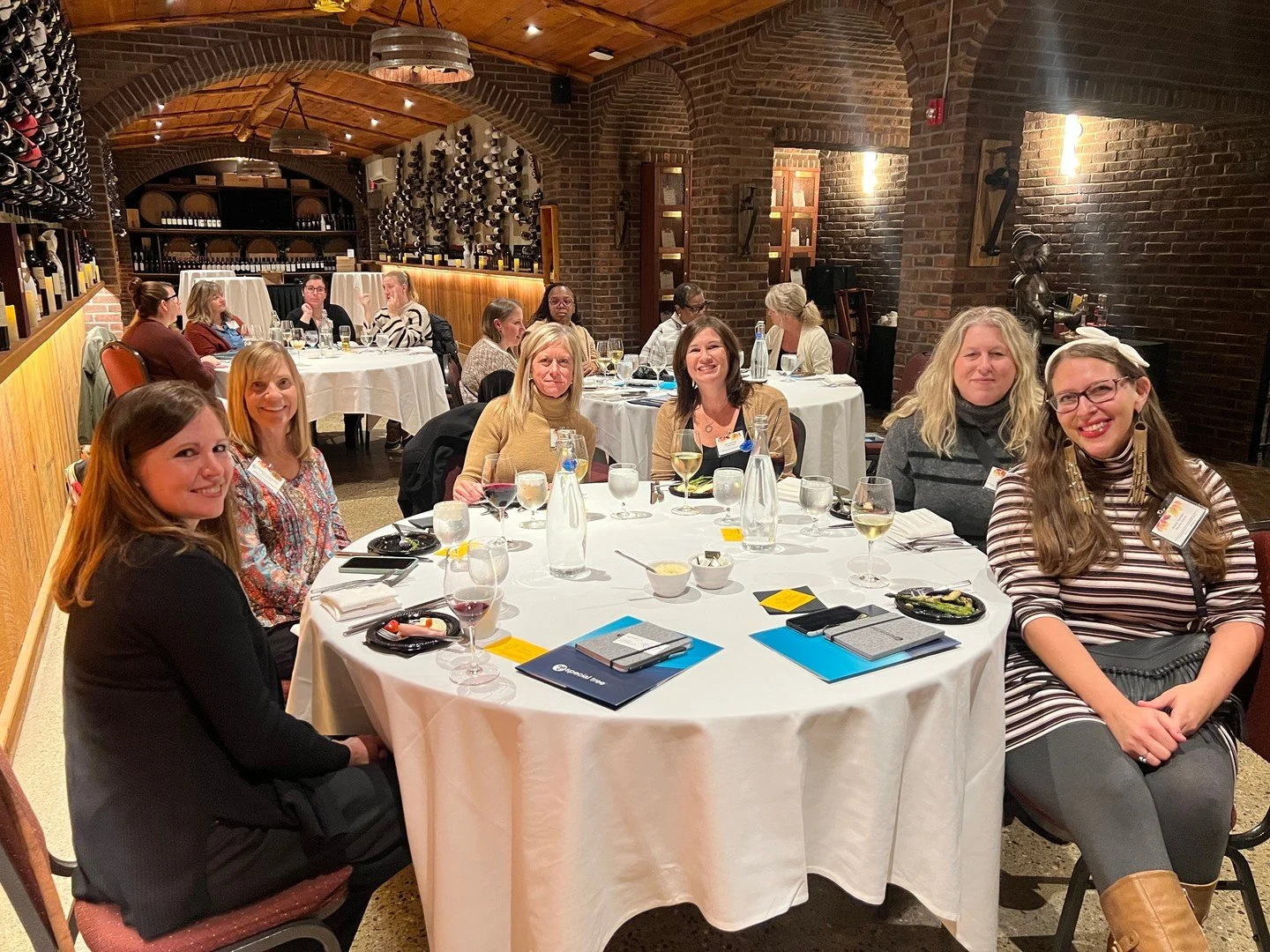 🌟 A heartfelt thank you to everyone who joined us for our CEU Presentation last night at Cantoro Trattoria in Plymouth as part of Respiratory Awareness Week! It was wonderful to connect and see everyone building relationships. 
A special shoutout t
