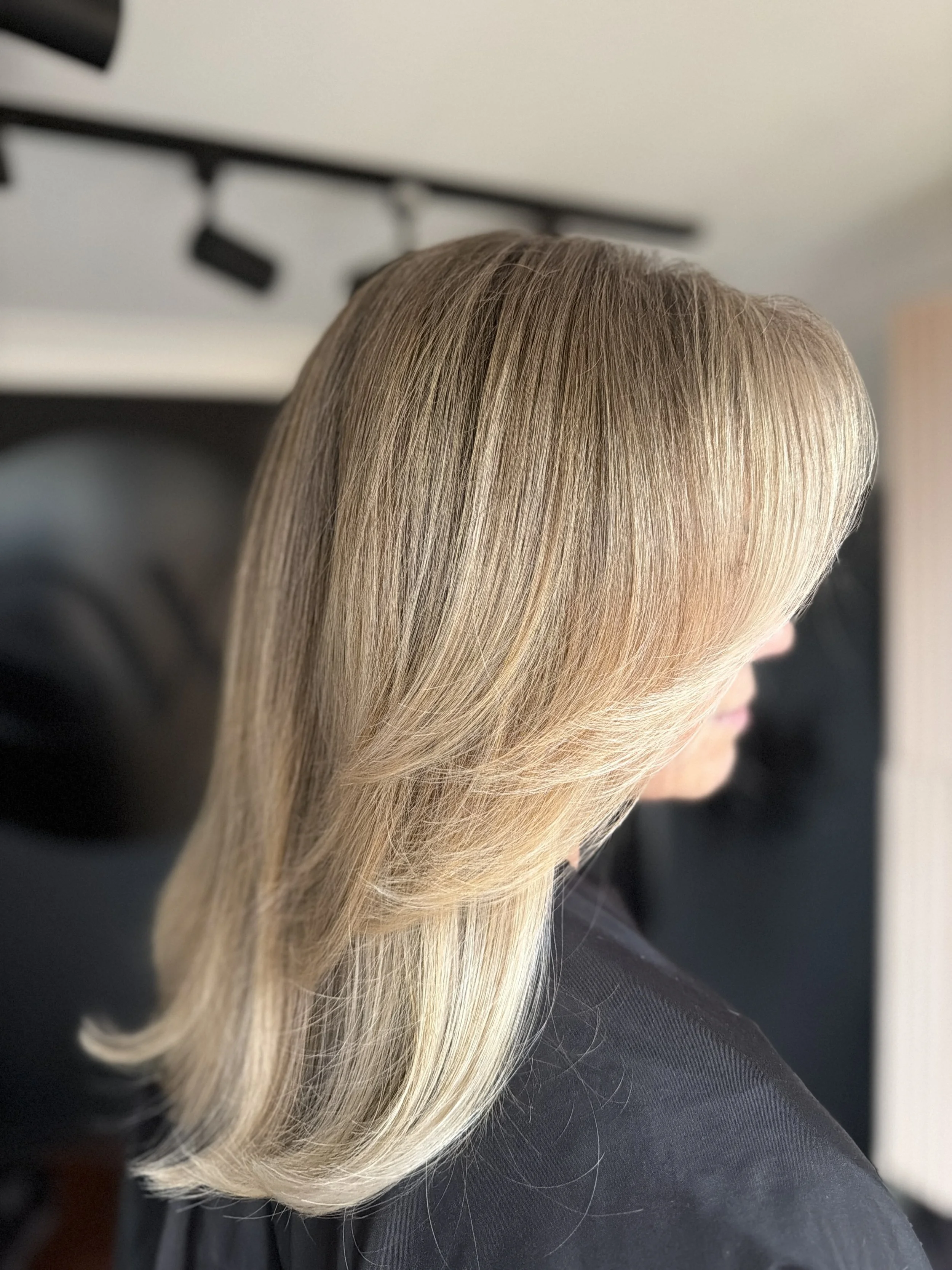 Textured blonde grey blend seen from the side, by Stephen William Hair in Hampshire