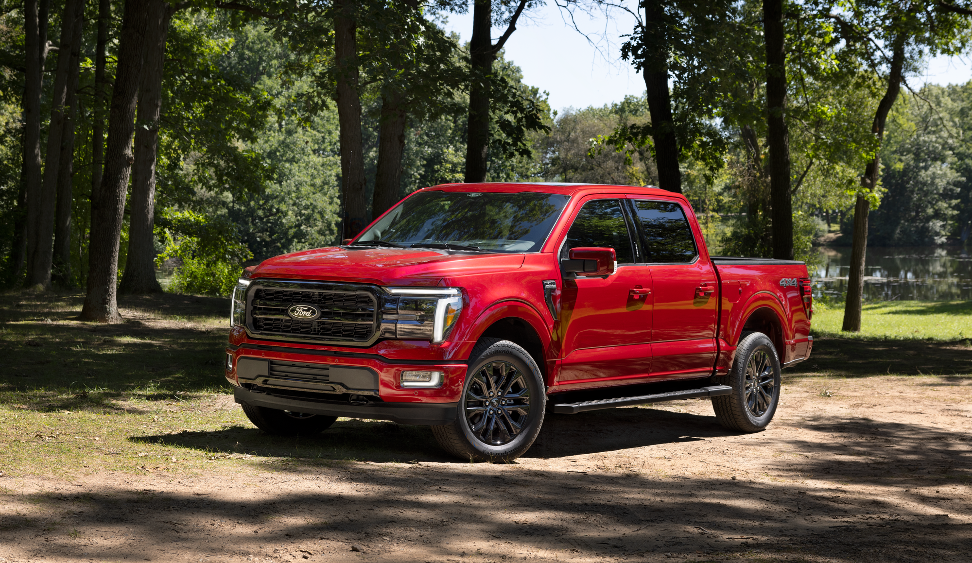 F150_Lariat_MY24_Exterior_3.png