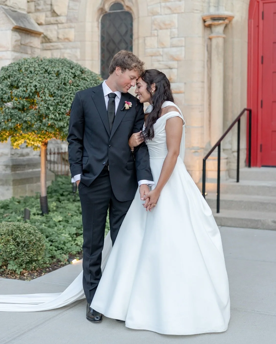 Every moment of Jake + Grace&rsquo;s wedding at St. James 1868 Event Venue felt intentional and full of love.💕

The aisle was lined with gorgeous flowers, creating a breathtaking path to &ldquo;I do.&rdquo; Guests enjoyed an outside cocktail hour, w