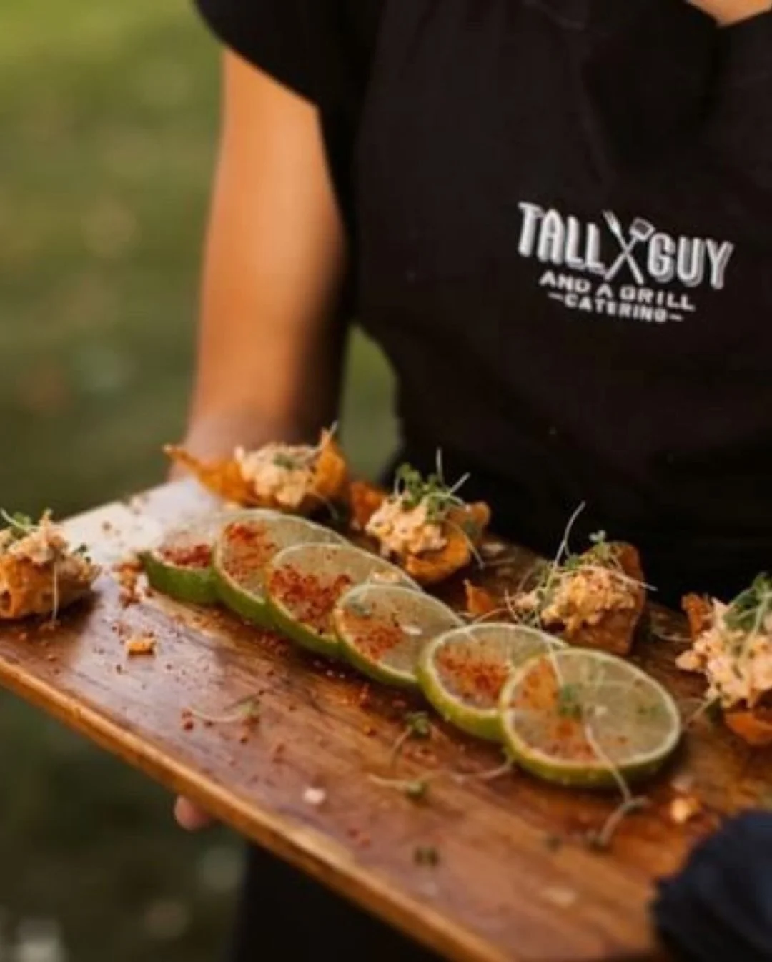 Some love stories take the scenic route, and Sara &amp; Rob&rsquo;s is one for the books.

From crossing paths in the hallways of middle school to a match on Hinge over a decade later, these two turned a long-awaited first date into a life full of ad