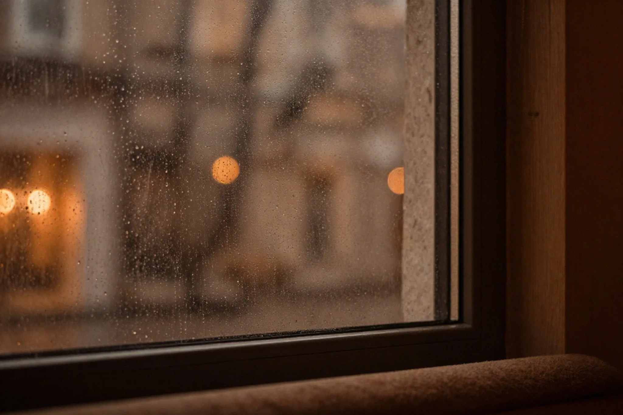 How Does Workplace Anxiety Affect My Productivity, and How Can I Stay Effective?