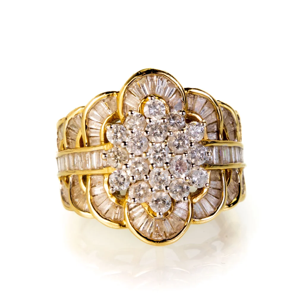 Lot 13: 14k Gold Diamond Ring