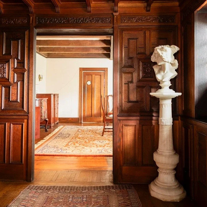 Magnificence in Mendham
Nov 14–15
Step inside a remarkable estate filled with art, history, and timeless craftsmanship. Discover paintings by Church, Pleissner & Stevens, exceptional sterling and early American silver, antique clocks, Chin