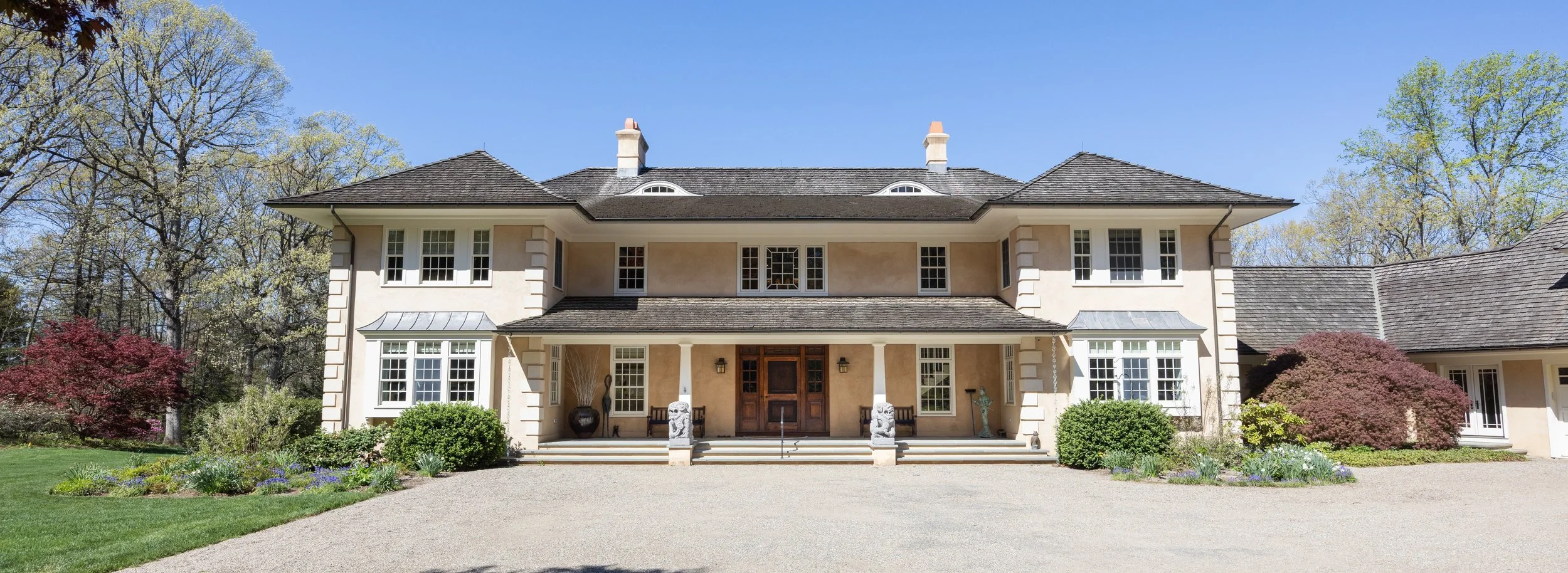 Fabulous Finds in Far Hills