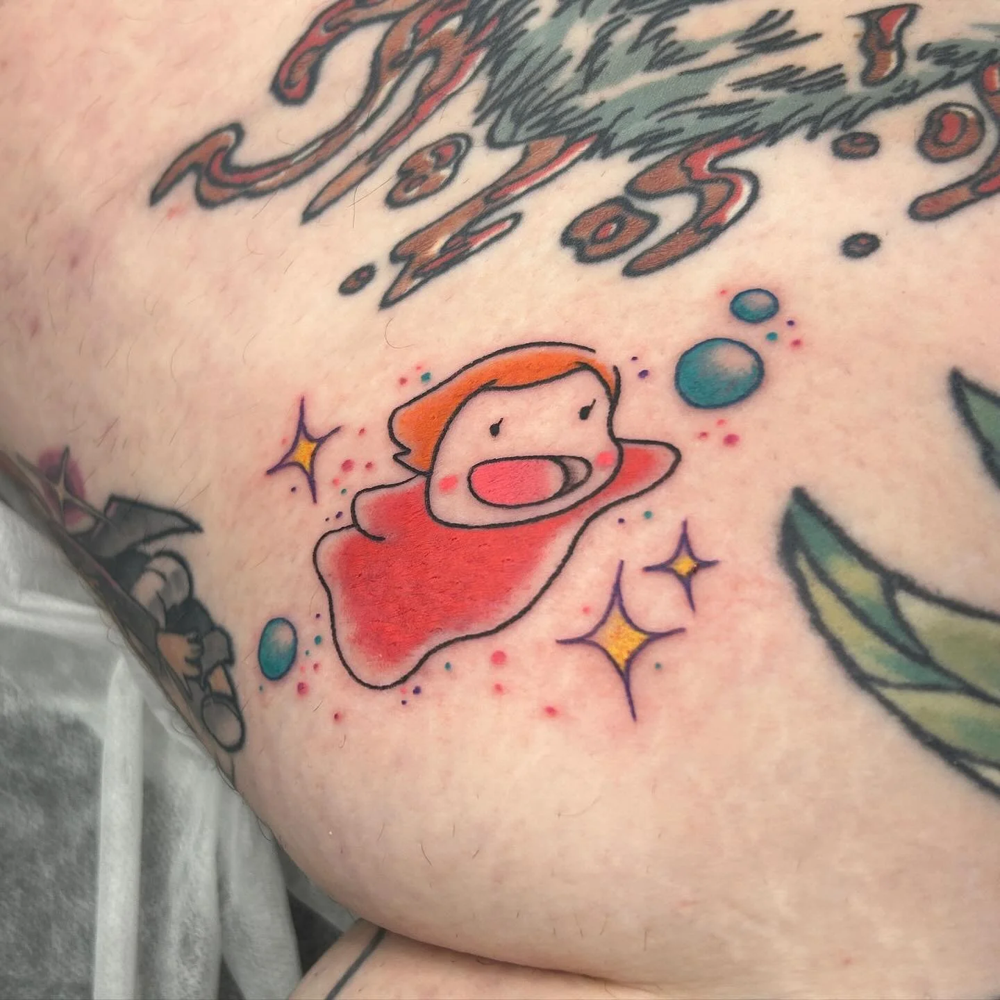anime ink con day 3. ponyo 🫧 my third year at the con. I&rsquo;ve come so far. I owe it all to the people who get tattooed by me. Thank you Shea
.
.
.
.
.
.
#ponyo #ponyotattoo #animeink #animeinkcon #animetattoo #studioghibli #studioghiblitattoo