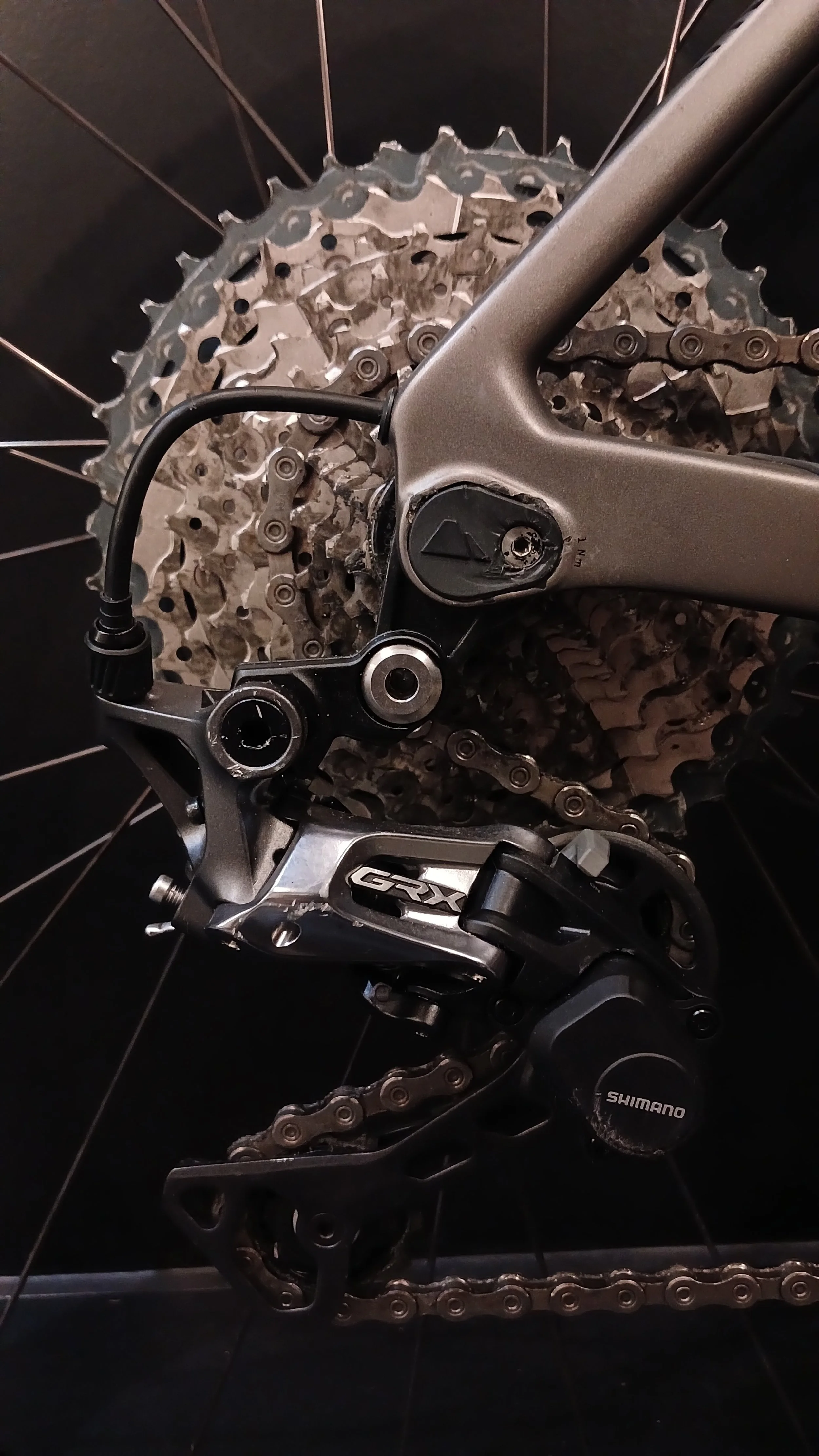 Bike-Irada-Bicicleta-Gravel-Canyon-Grail-CF-SL-S-Shimano-GRX-11v-10.jpg