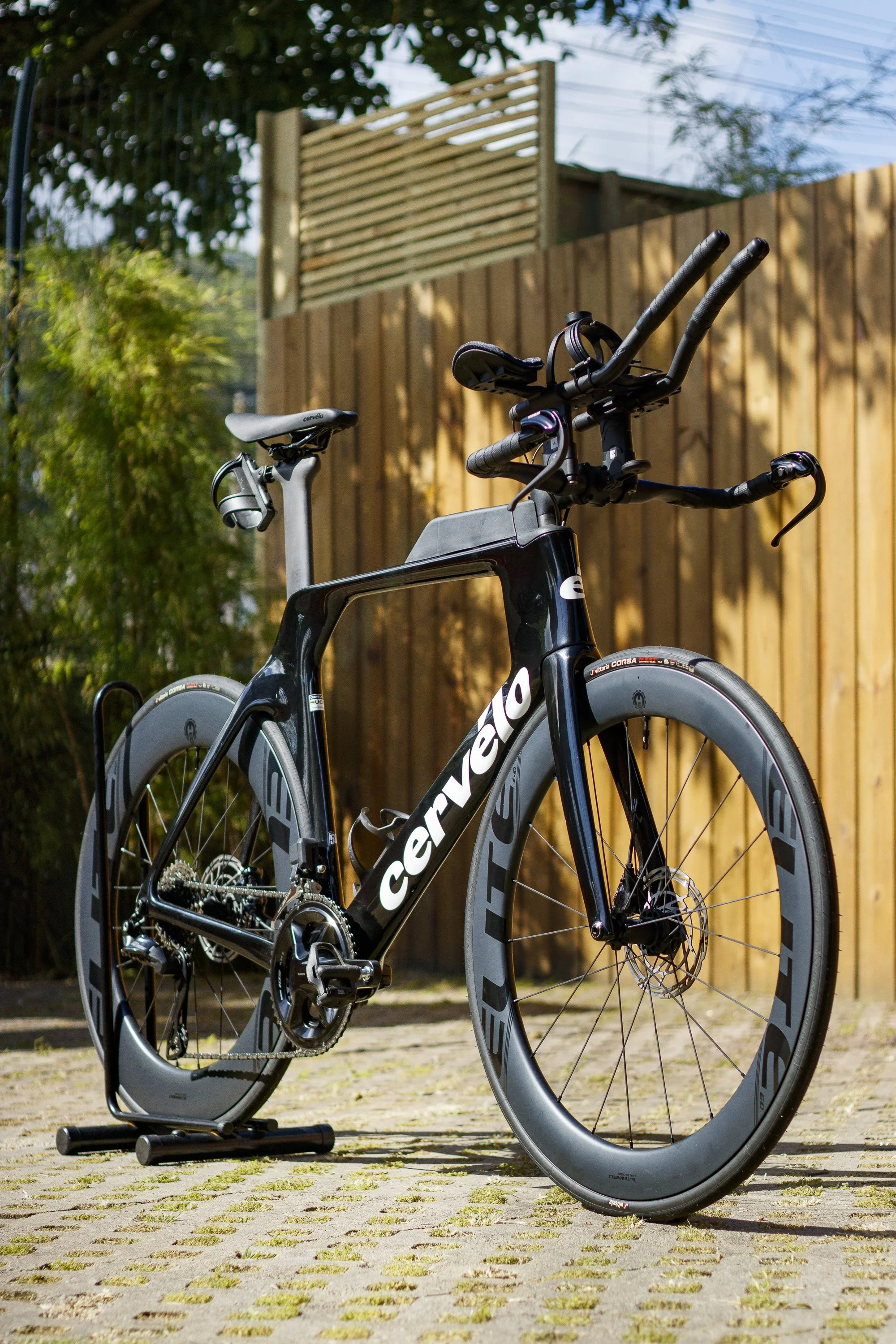 Bike-Irada-Triathlon-Cervélo-P5-58-105-Di2-12v-3.jpg