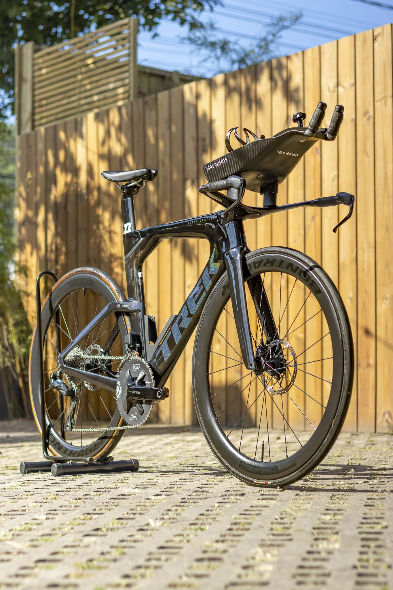 Triathlon-Trek-Speed-Concept-M-105-Di2-12v-3.jpg