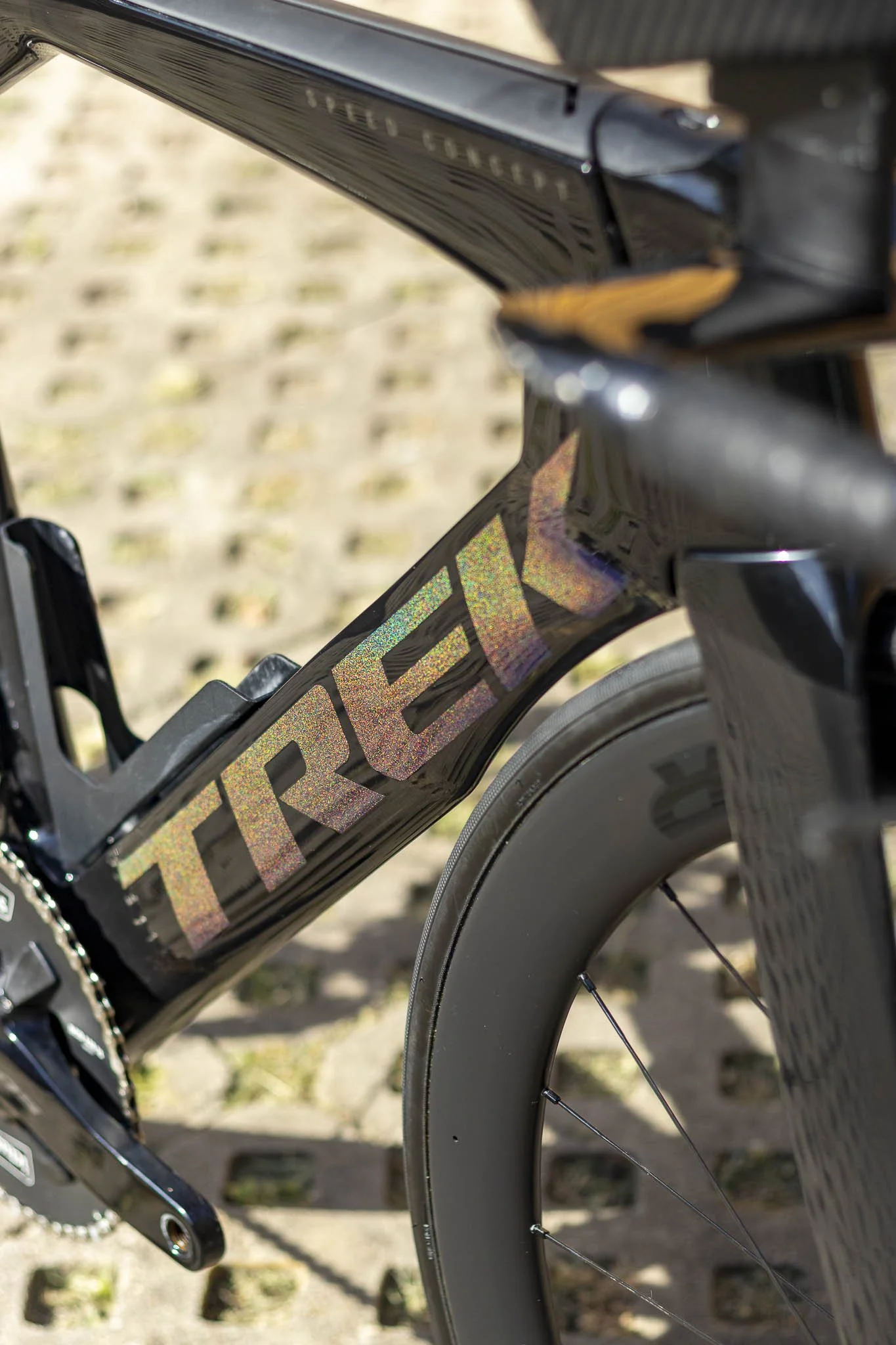 Triathlon-Trek-Speed-Concept-M-105-Di2-12v-10.jpg