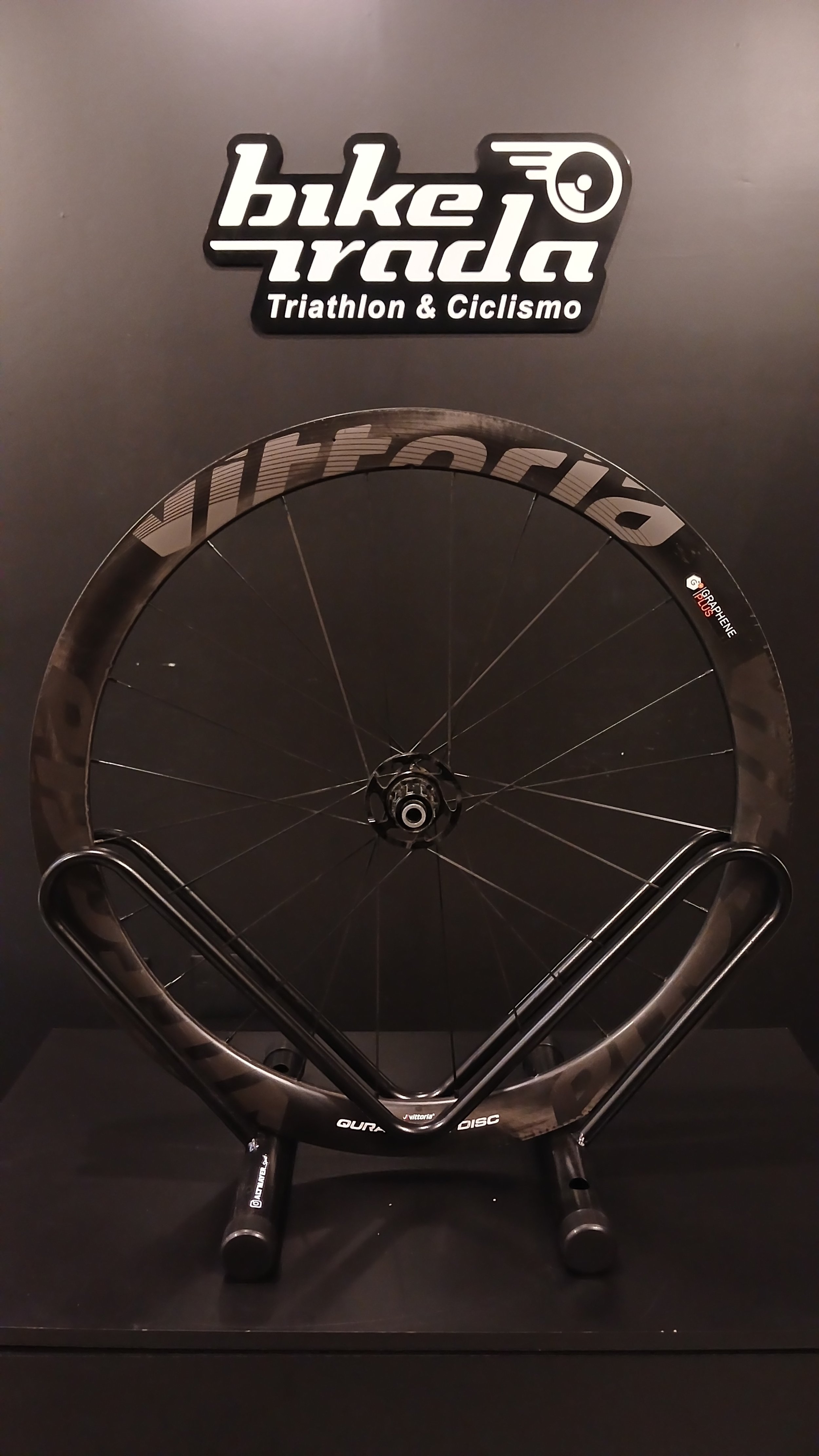 Bike-Irada-Roda-Par-Vittoria-Qurano-46-Disc-Tubeless-Carbono-Disco-7.jpg