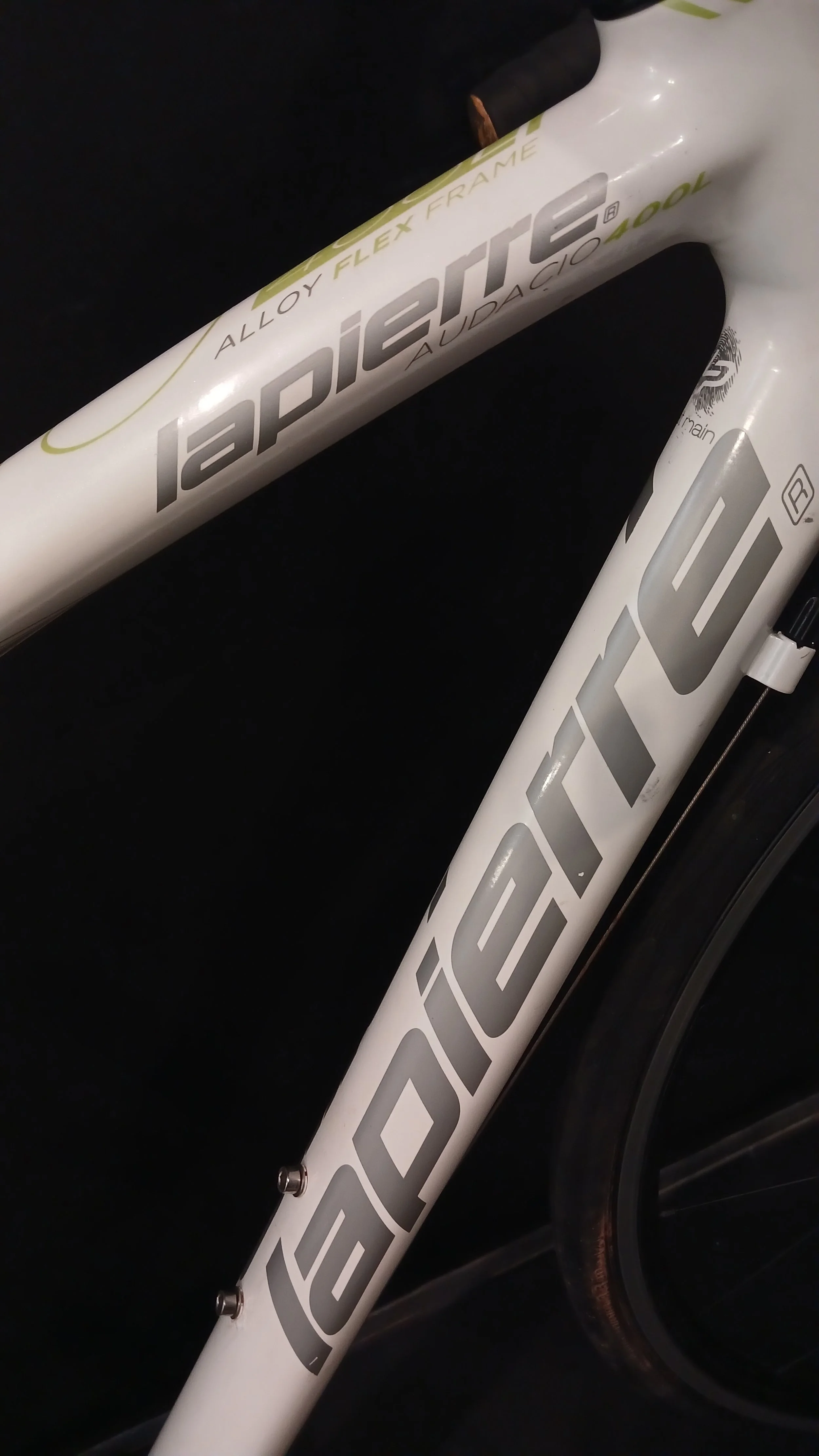 Bike-Irada-Road-Lapierre-Audacio-400-L-48-Claris-8v-8.jpg