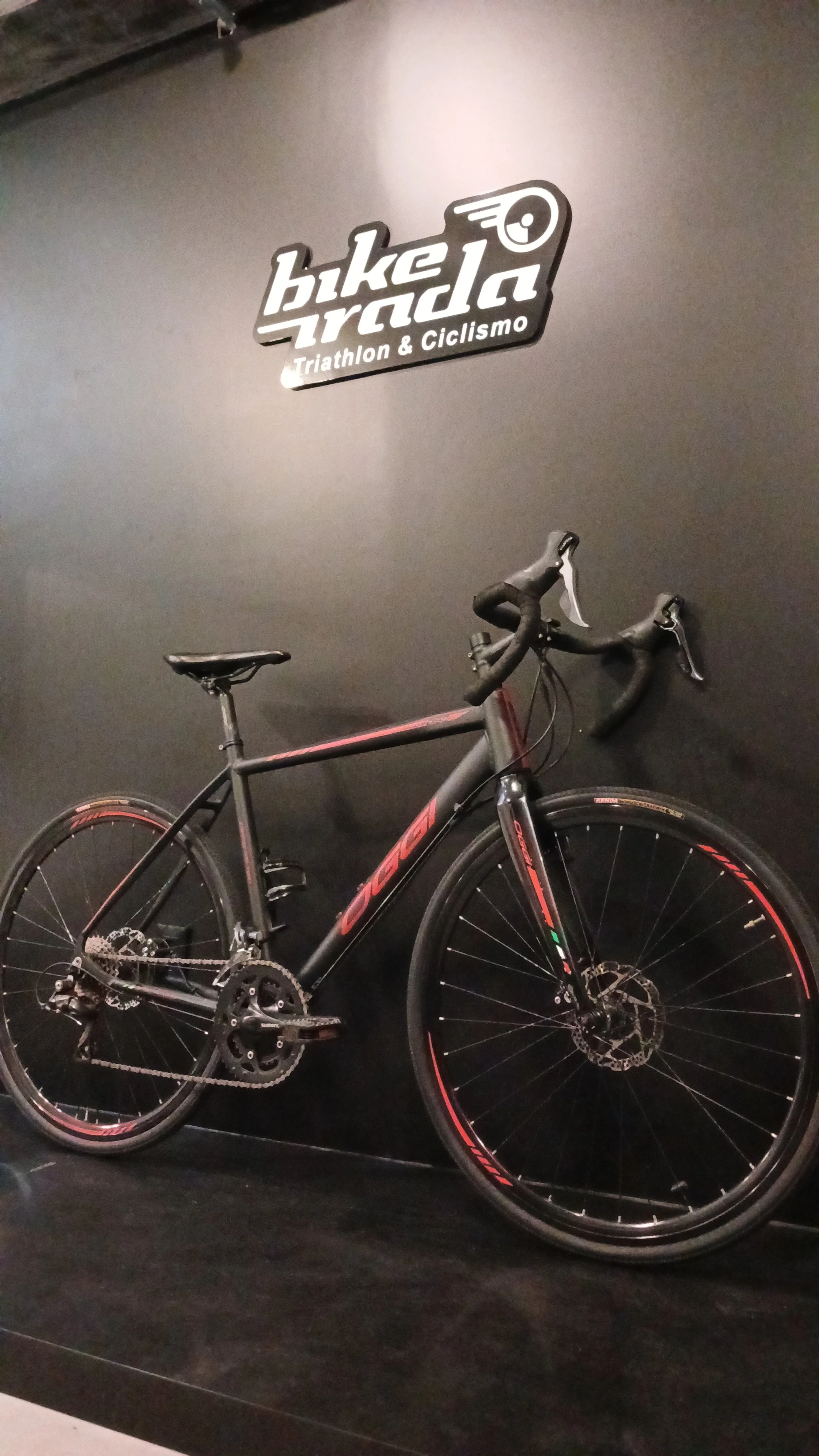 Bike-Irada-Bicicleta-Road-Gravel-Oggi-Velloce-Disc-55-Shimano-Claris-8v-2.jpg