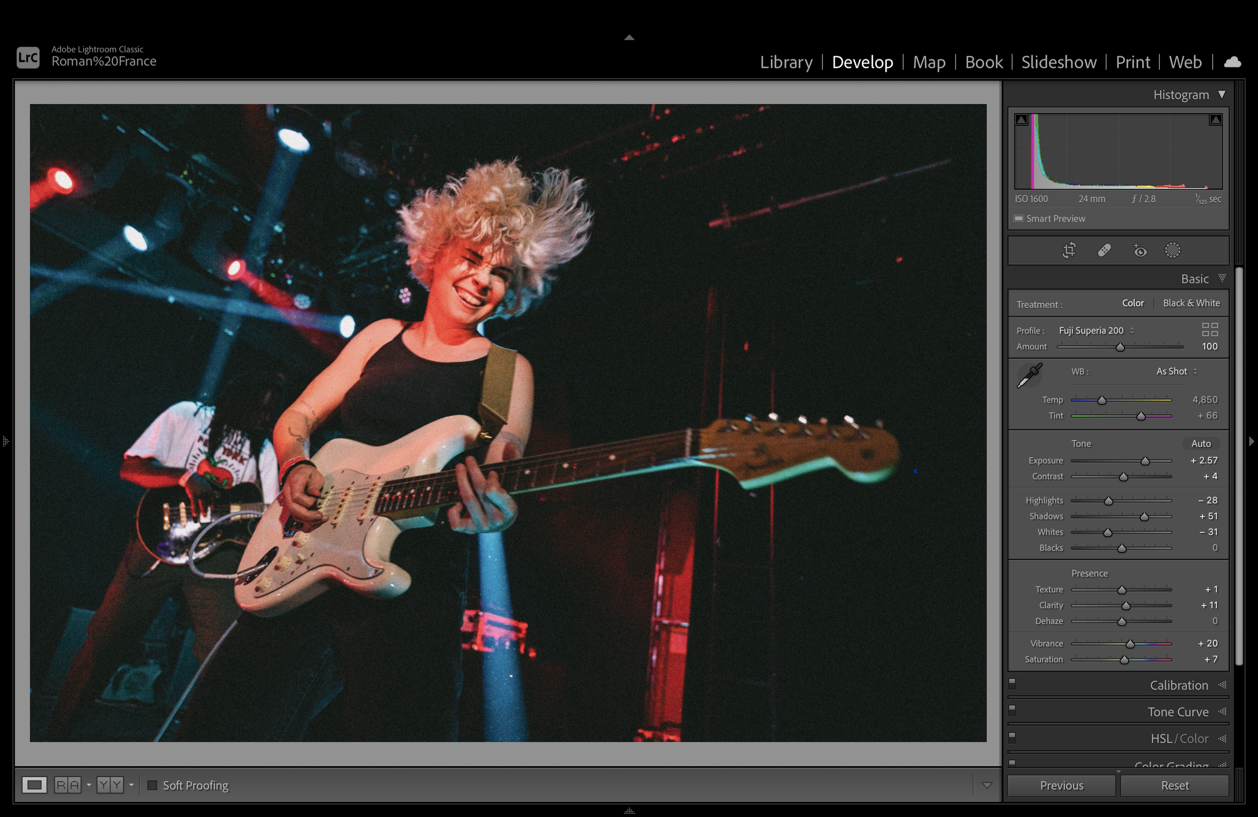 MAKING DIGITAL MEMORIES