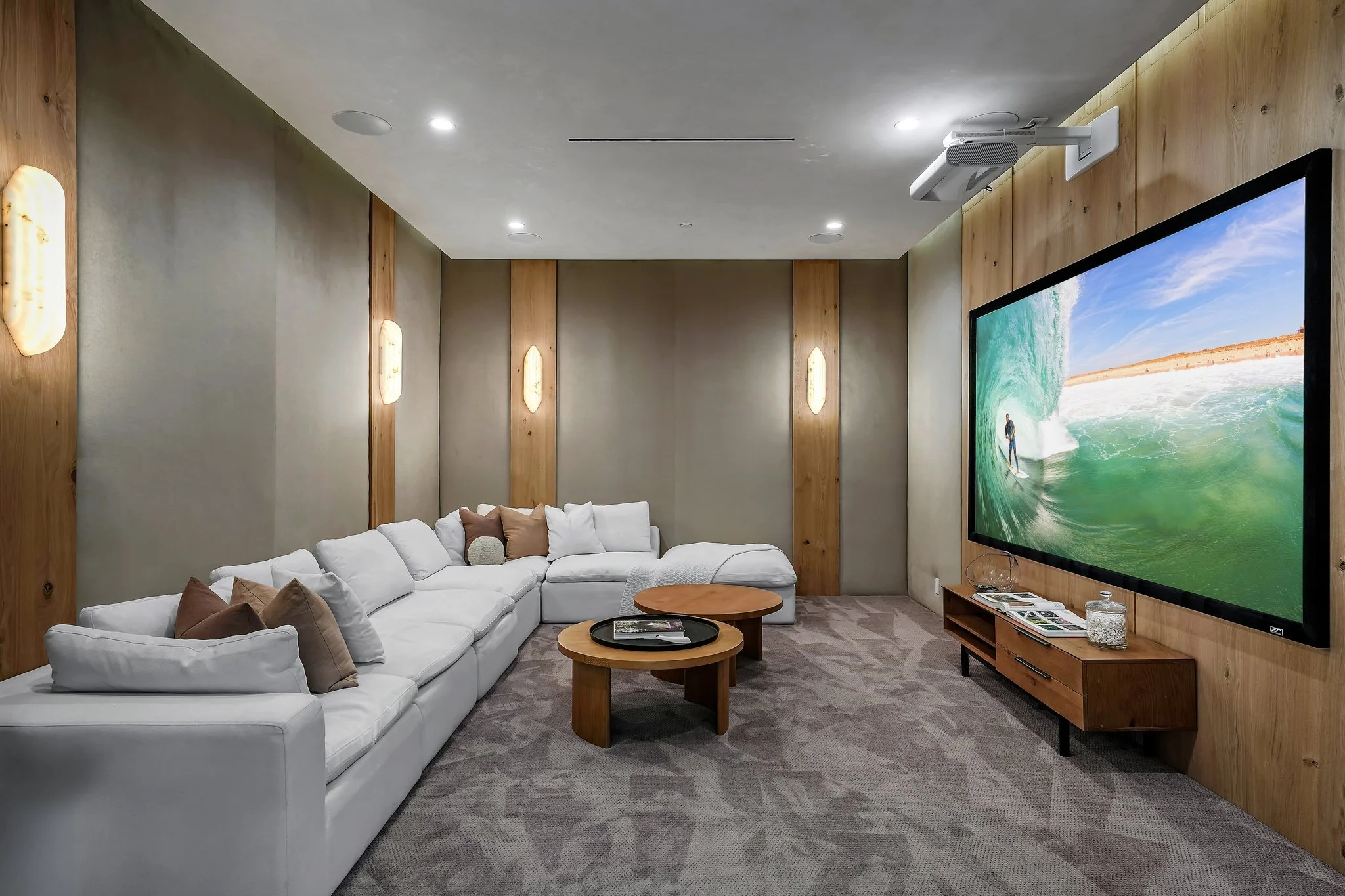 15158 Greenleaf Street-31.jpg