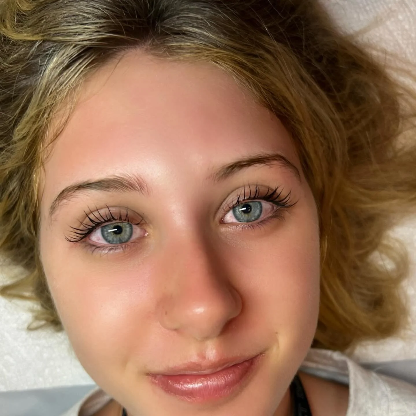 Lift and Tint, natural and beautiful.
#r&ecirc;vebeauty #lashliftandtint #nwportland #lashperm #lashperfection #portlandlashes