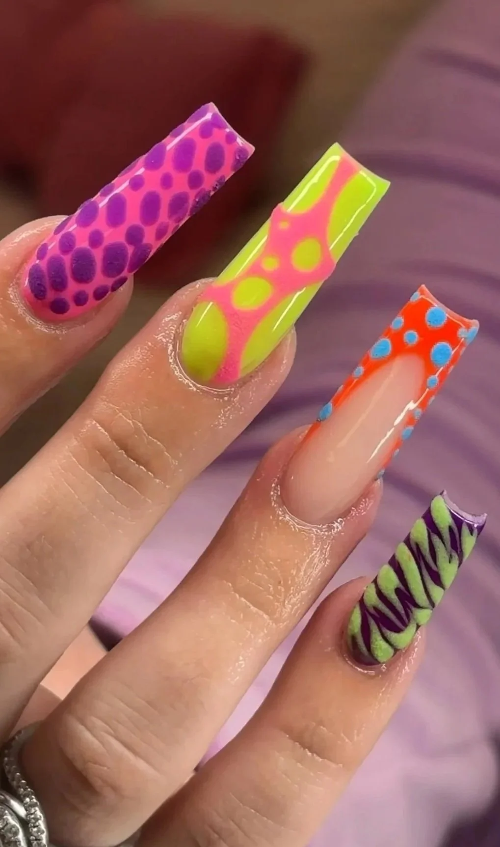 neon%2Bnails.jpg