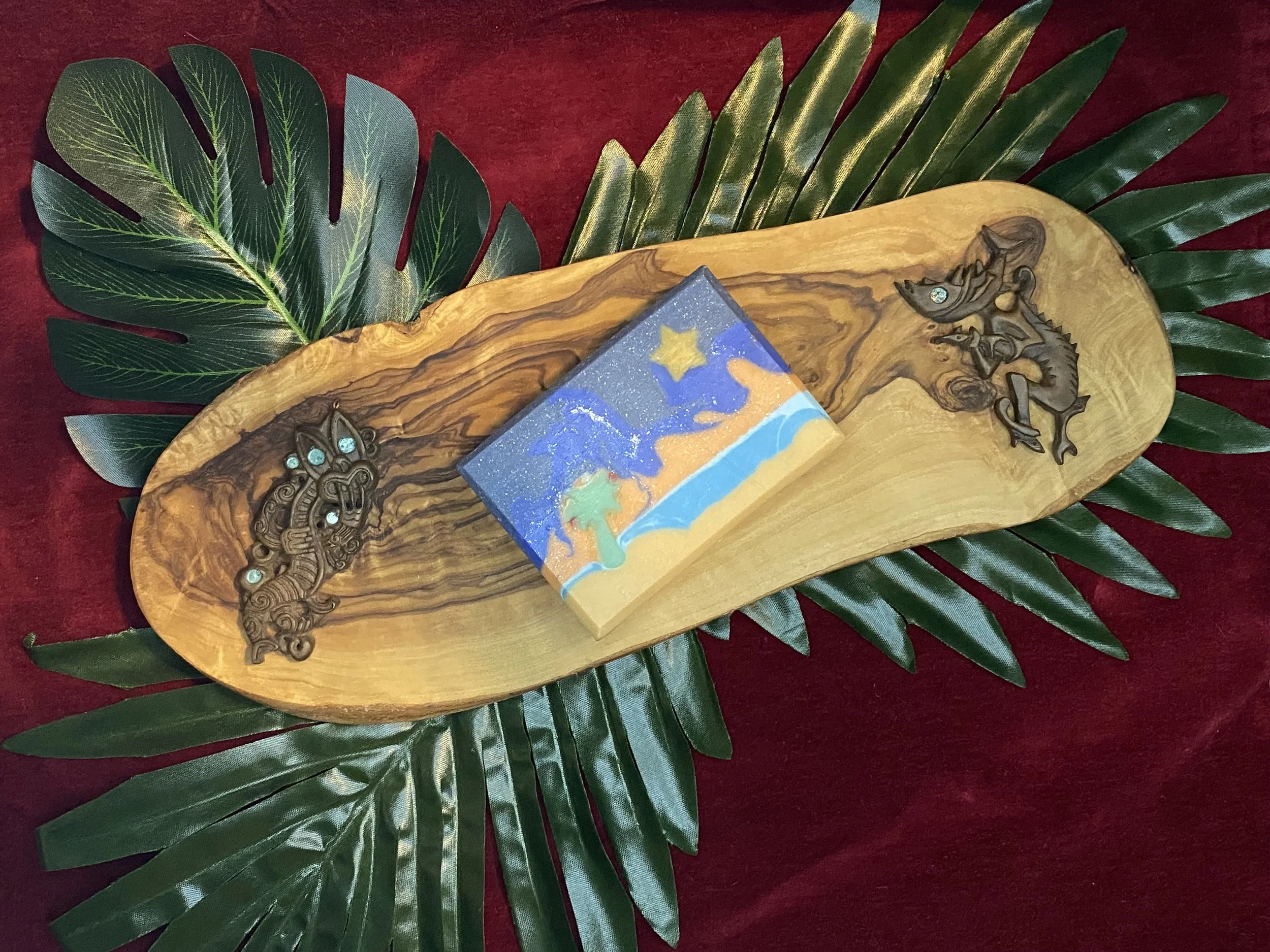 Tiki Fever: Christmas Island (Regular Cut)