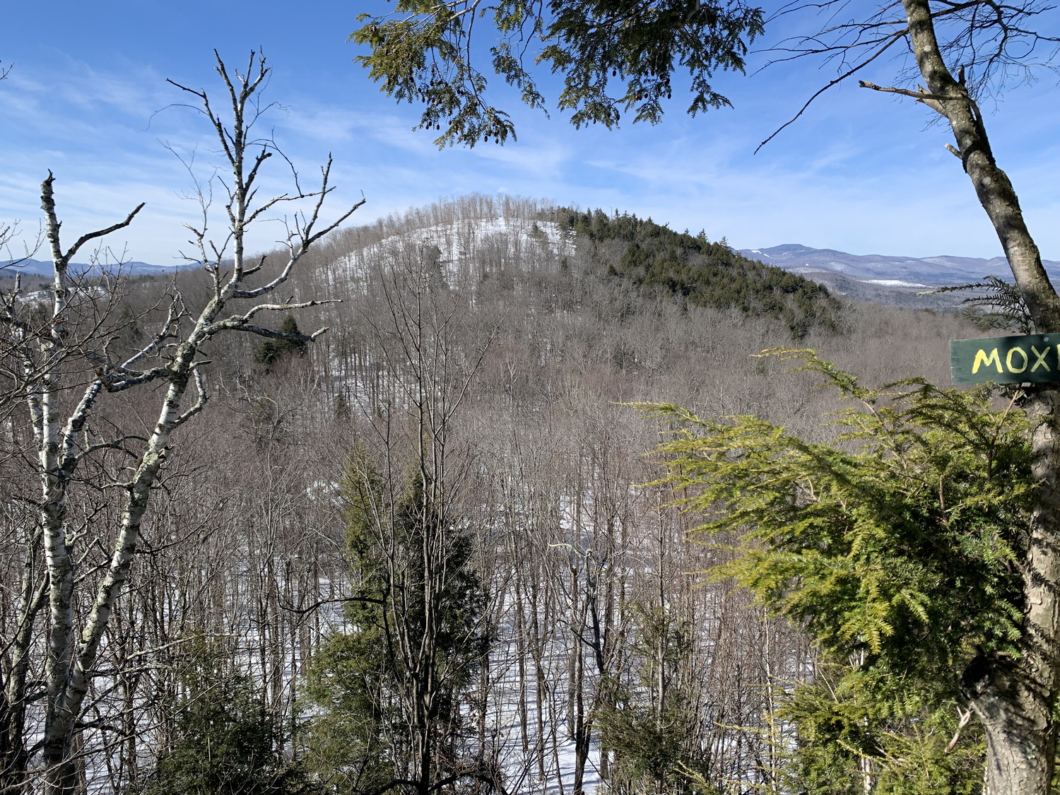 Round Mountain from the summit of Meade.