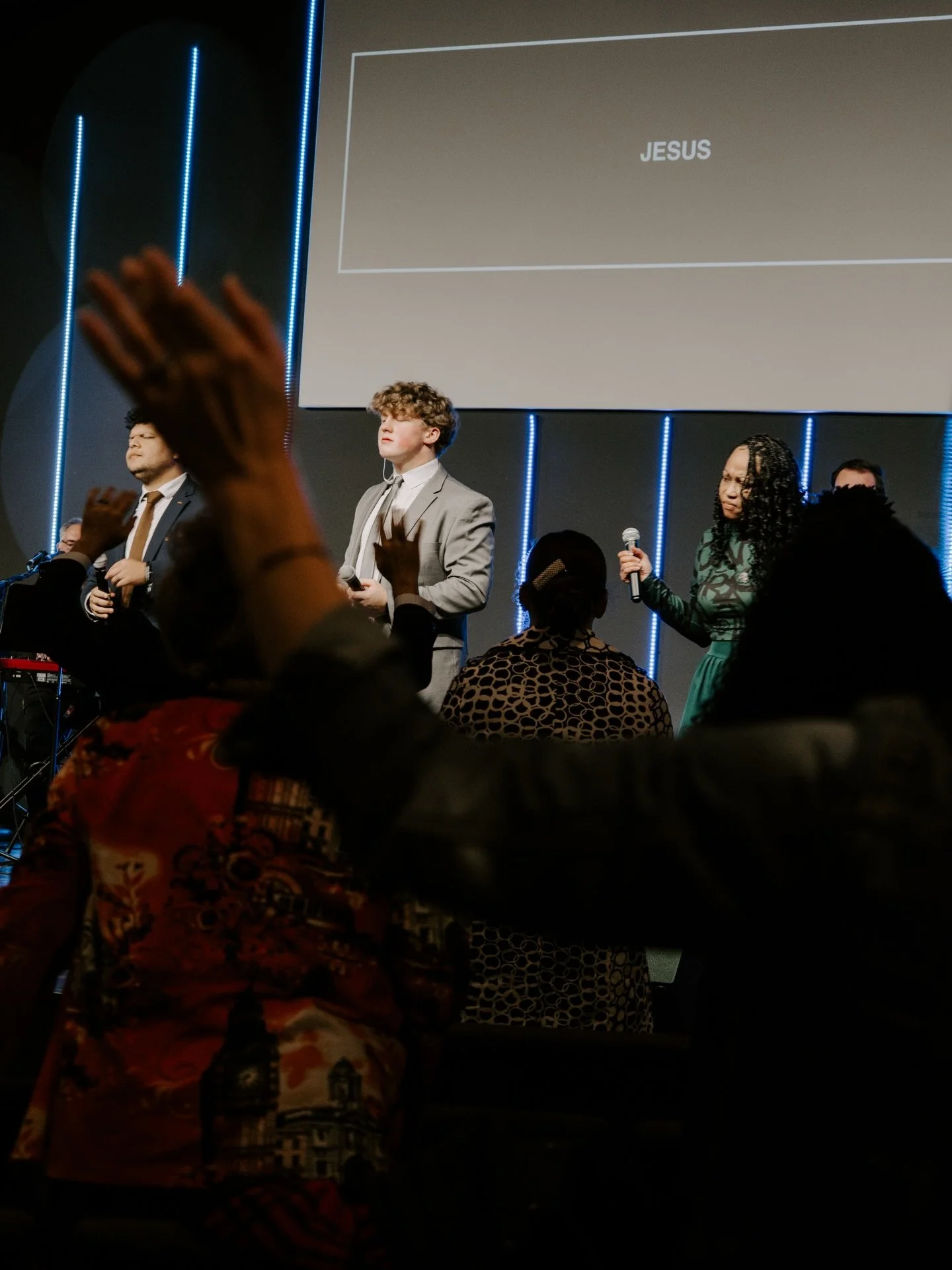 It&rsquo;s midweek! Join us tonight at 7 for a fresh word, real worship, and time together in His presence. We&rsquo;d love to see you in the room!