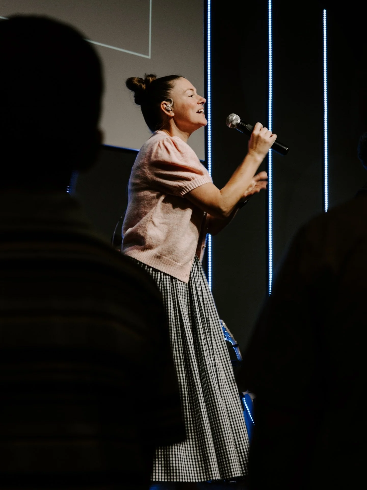 MIDWEEK is tonight at 7 PM! 

Let&rsquo;s gather for worship and encouragement in the middle of the week. 

We&rsquo;ll see you there! 💙