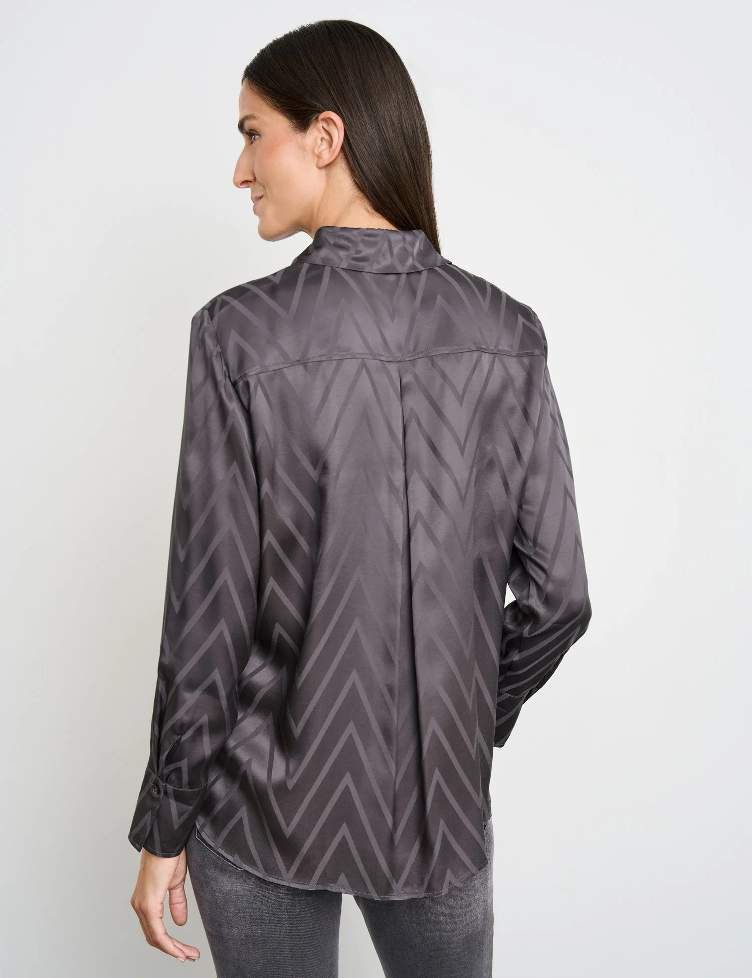 flowing-satin-blouse-with-graphic-lines-104.jpg