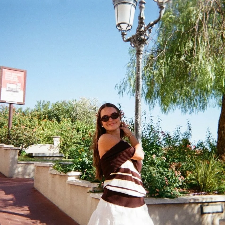 October was one for the books! From concerts and passport stamps to hosting loved ones and growing our dream team. 

Big highlight? Welcoming Leanne to our all-female crew here at MDZN Studio 🧡