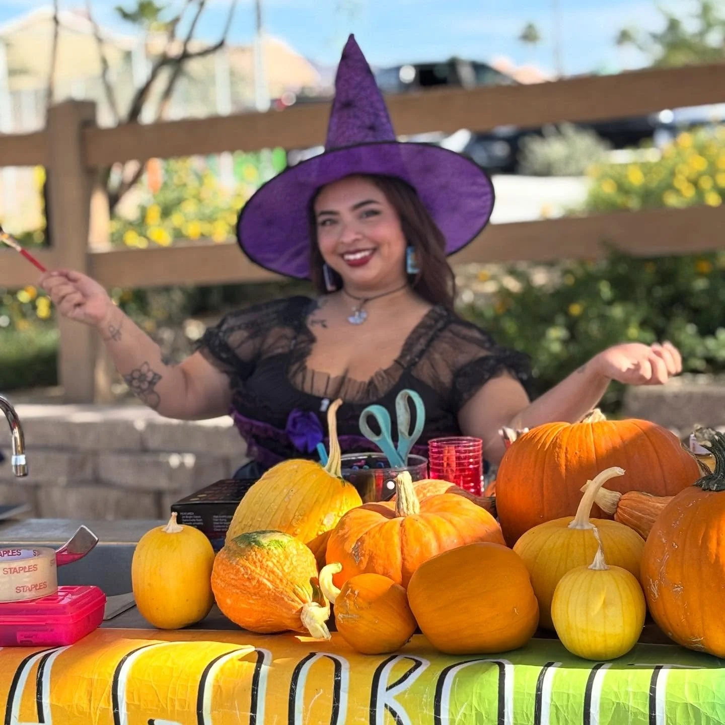 It’s that time of year again! 🎃 
Last year I hosted a pumpkin painting installation at @gardenfarms Halloween Bash 👻 
Who’s down for a Pumpmin Paint Party this year ? Use the prompt below to let me know 🧡