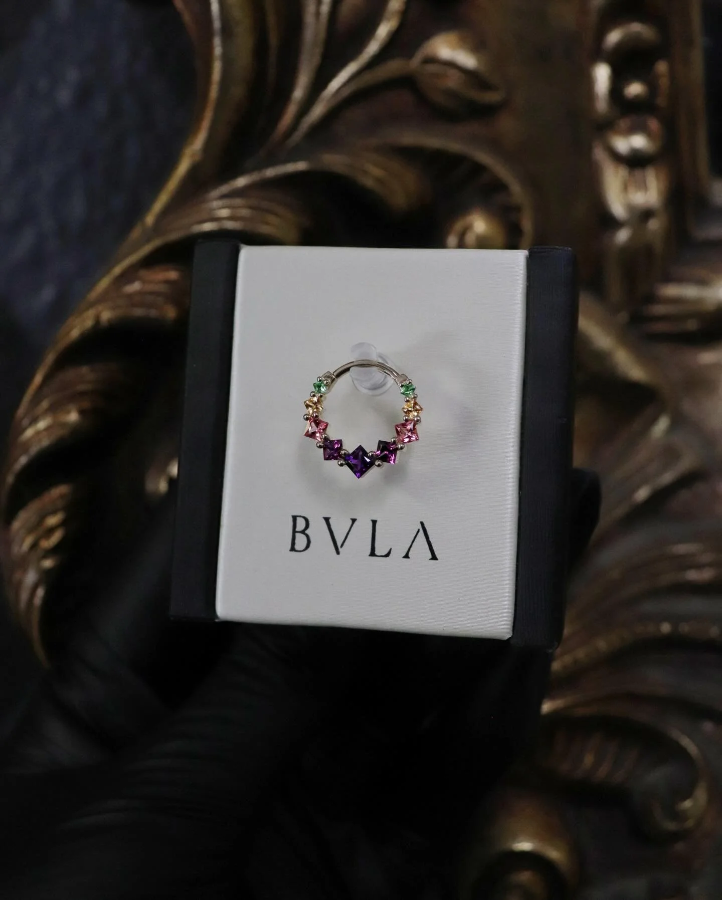 Custom yellow gold &lsquo;Tiffany&rsquo; ring for our lovely client Nikki featuring a breathtaking array of amethyst, rhodolite, padparadscha sapphire, honey topaz, and tsavorite 💜🧡💚 

Handcrafted by the one and only @bvla @bvlalove 💫✨

We have a