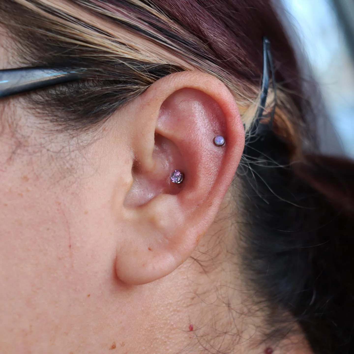 Conch piercing by @emerald.cowgirl 🦄 fancy purple cz + implant grade titanium by @divinitymetals ✨

We have a piercer on staff Tuesday through Saturday, noon-6pm! &bull; 

🥀@larosatattooco 
3307 S College Ave Unit 102-B
Fort Collins, CO 80525
(970)