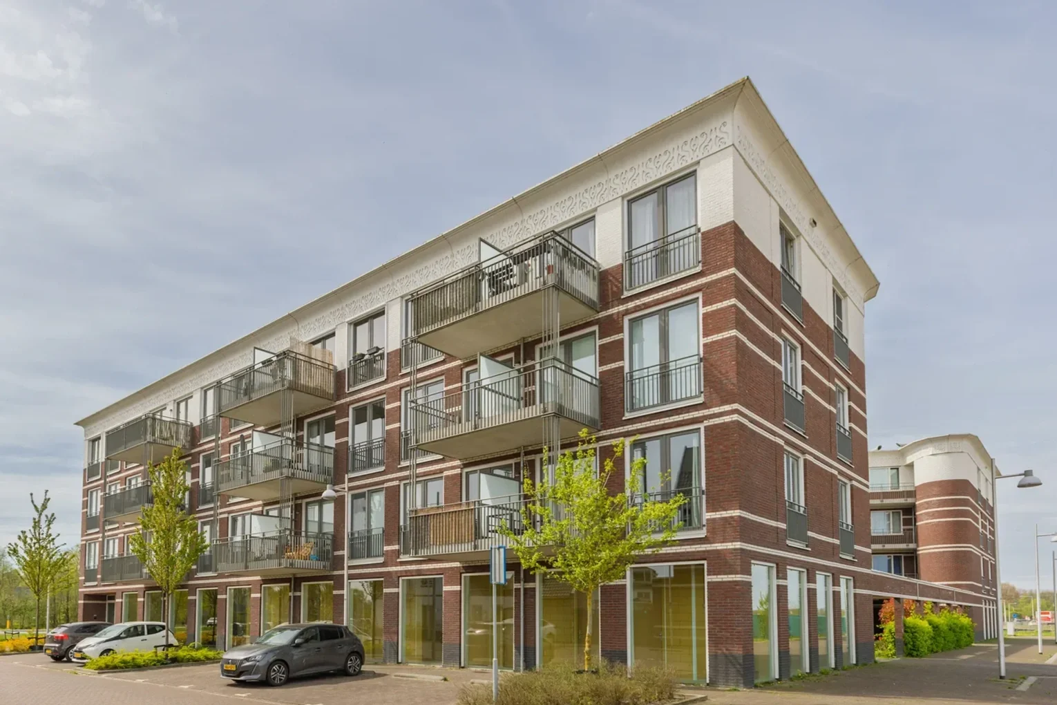 Fort Heemstedestraat 113 te Weesp - huis aangekocht door makelaar H.E.R. Makelaardij