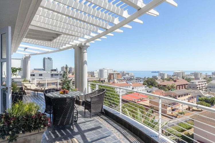 Romney Park Luxury Apartments - Green Point Cape Town