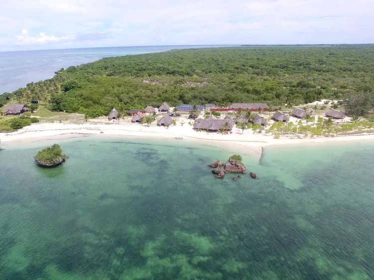 Situ Island Resort - Fly-In 5 NIGHTS