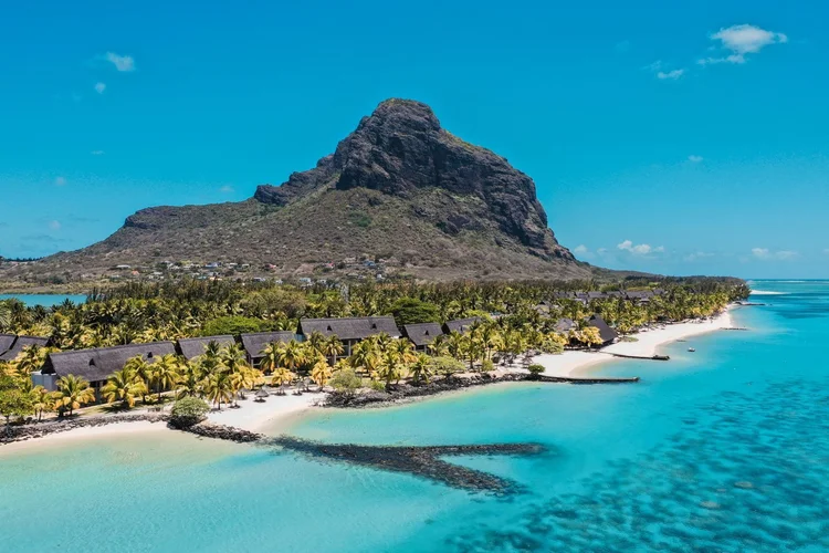 Paradis Beachcomber Golf Resort & Spa - 7 NIGHTS