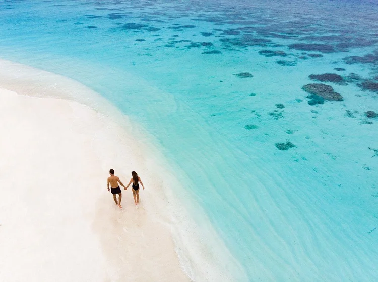 Reethi Faru Resort - 7 NIGHTS