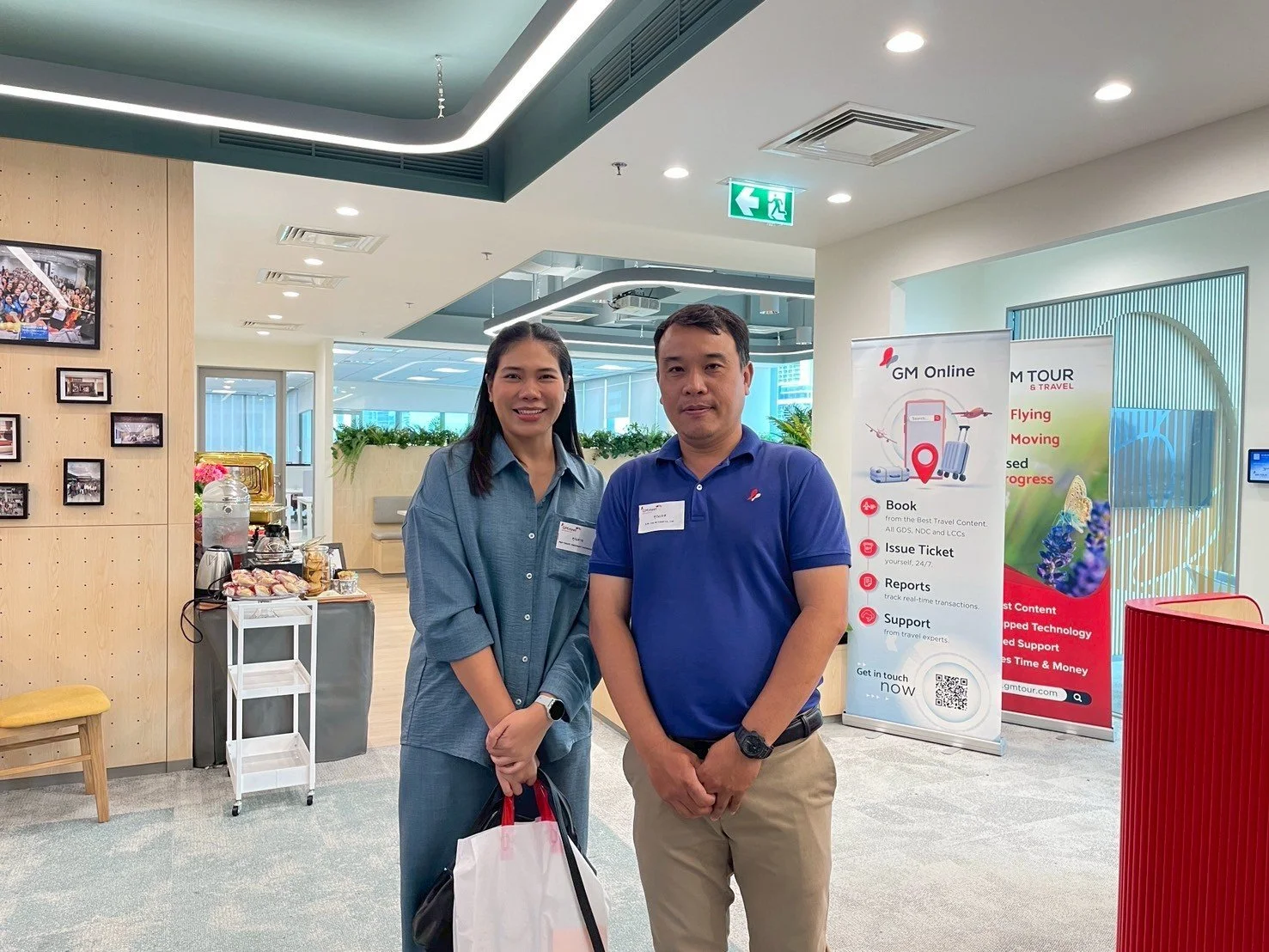 LINE_ALBUM_Bkk meet up_250919_6.jpg