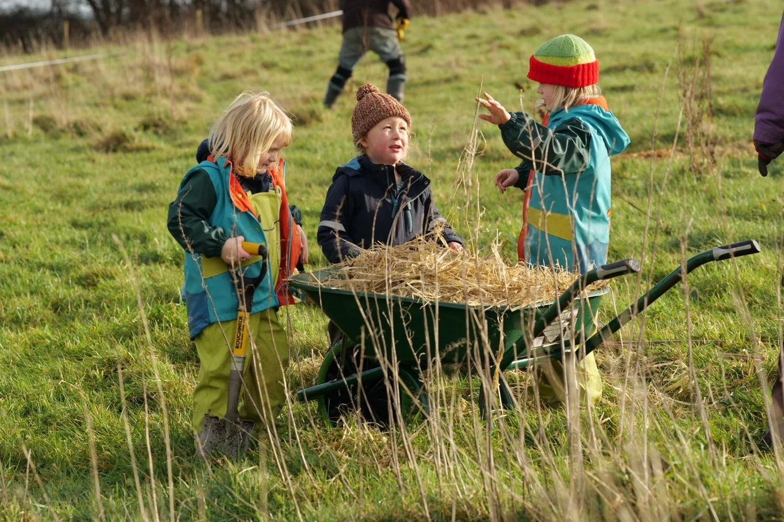 Rydym yn Recriwtio! – Cyd-hwylusydd (siaradwr Cymraeg) ar gyfer Diwrnodau Gweithgaredd Stewardiaid Bach | We’re Hiring! - Co- Facilitator (Welsh speaker) for Little Stewards Activity Days
