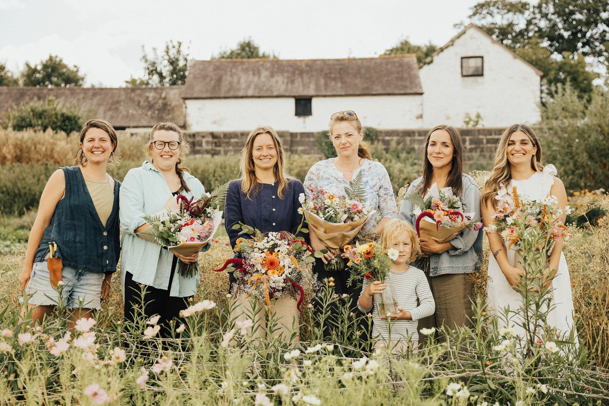 Pick Your Own Flower Bouquet workshop at Glasbren