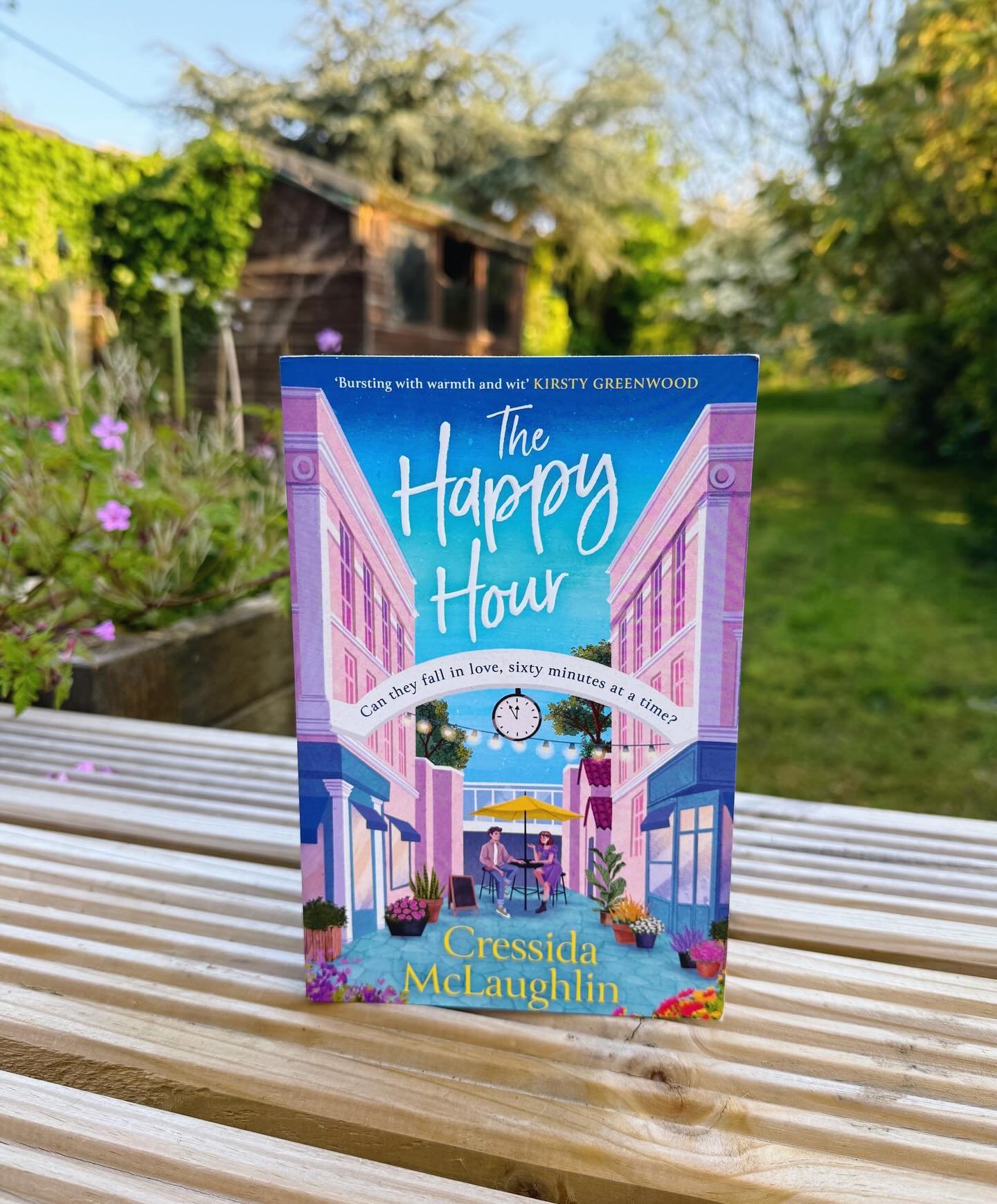 The Happy Hour is out today! ⏰📖💕

My newest book is set in Greenwich Market and is a sunshiny, hopeful romance about Jess and Ash and the market community, with sparkling London locations, wilful pigeons and a love story that happens an hour at a t