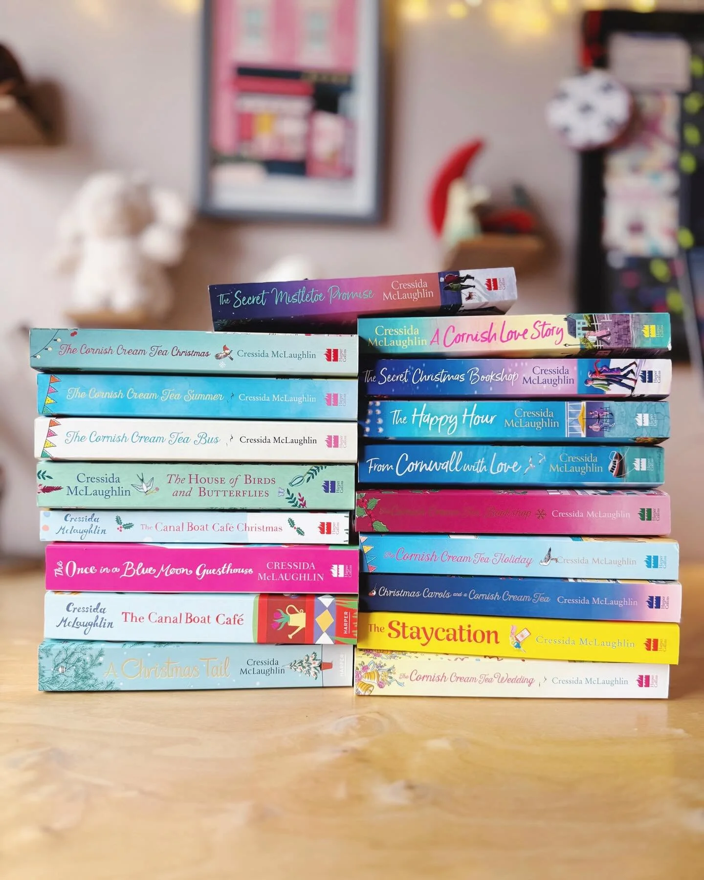 Thank you to invaluable libraries for loaning out my books, and thank you to lovely readers for borrowing them from libraries, and to the amazing @plr_bl for everything that they do so authors get paid when readers borrow our books. 

You have borrow