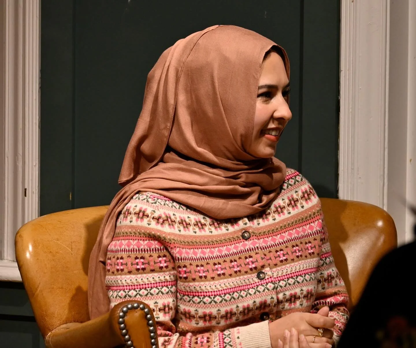 These are so late! But I had such a lovely time chatting to @aamna_qureshi on Friday night in Nottingham about her wonderful cosy fantasy romance, The Baby Dragon Bookshop. 📚🐉

Thank you to everyone who came. It was so lovely to meet some readers a