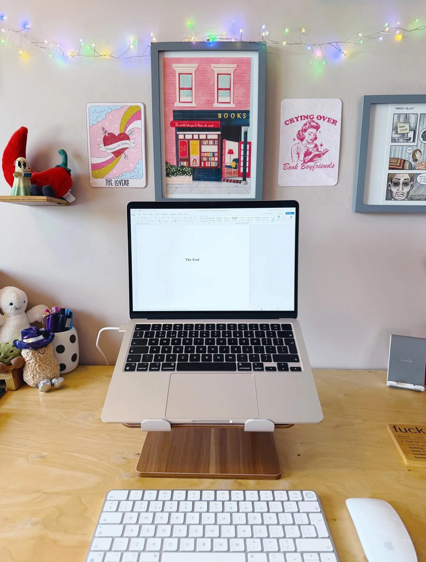 Could it be that I&rsquo;ve just sent the book twenty off to my editor?! Yes it could! 🫠🎉 

I have had such a good time writing this one, I LOVE my heroine and hero, it might include some familiar faces and locations, and of course it is nowhere ne