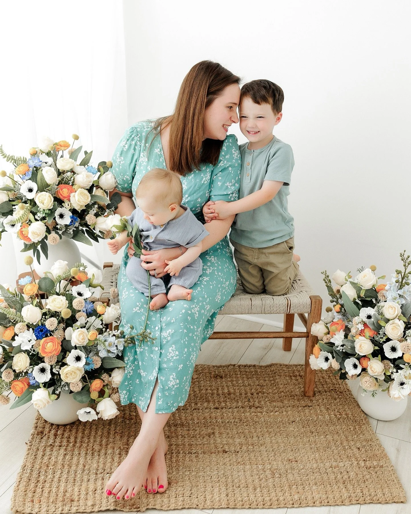 How often do we get to really celebrate motherhood? &hearts;️

That&rsquo;s why these Mommy&amp;Me Minis are so important to me. We take a little break from the busy day to day to celebrate all the mammas in our lives (yes, grandmas are welcome too ☺