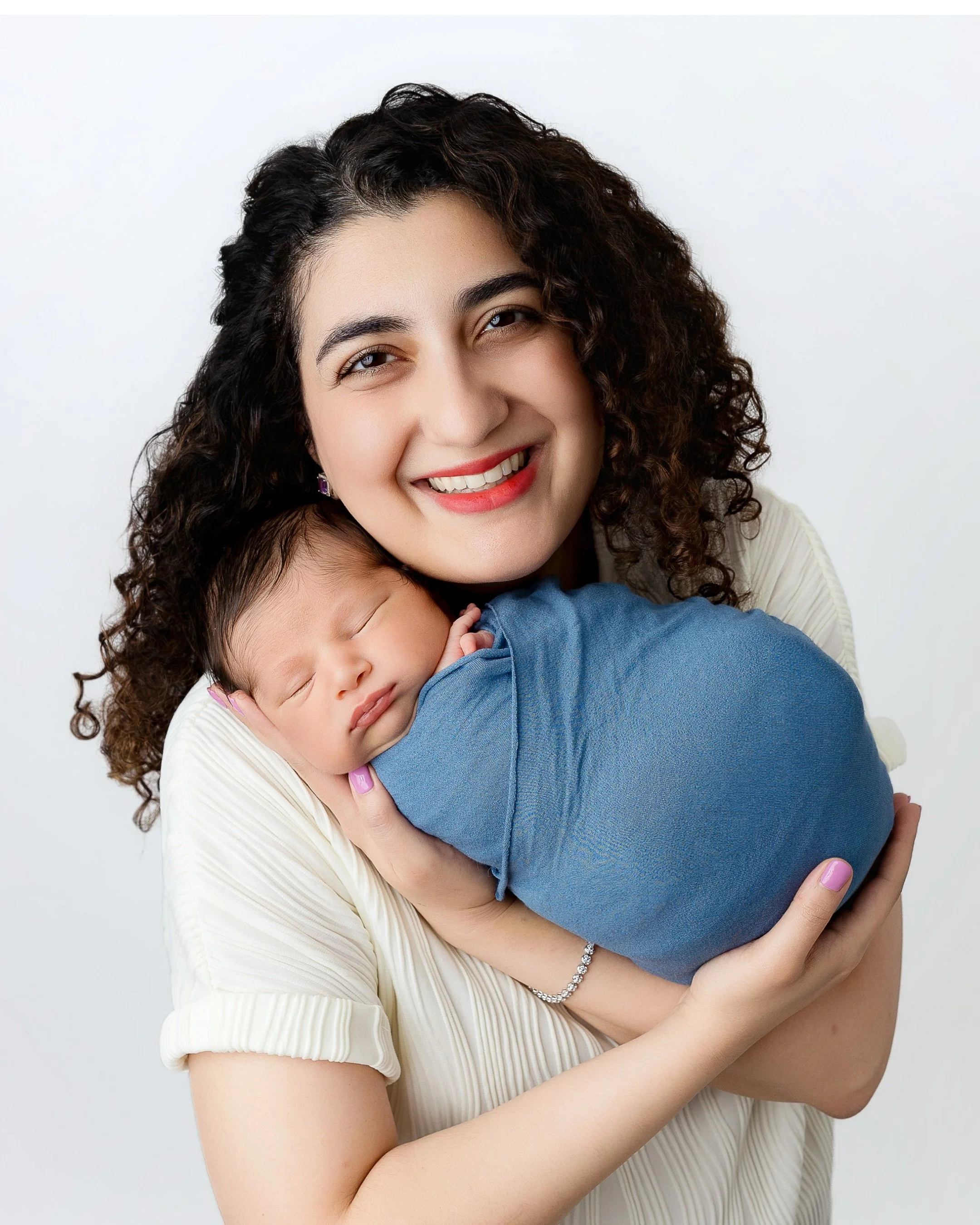 Welcome to the world Sepehr 🩵

#newbornphotographerinrichmond #newbornphotos #babyboy