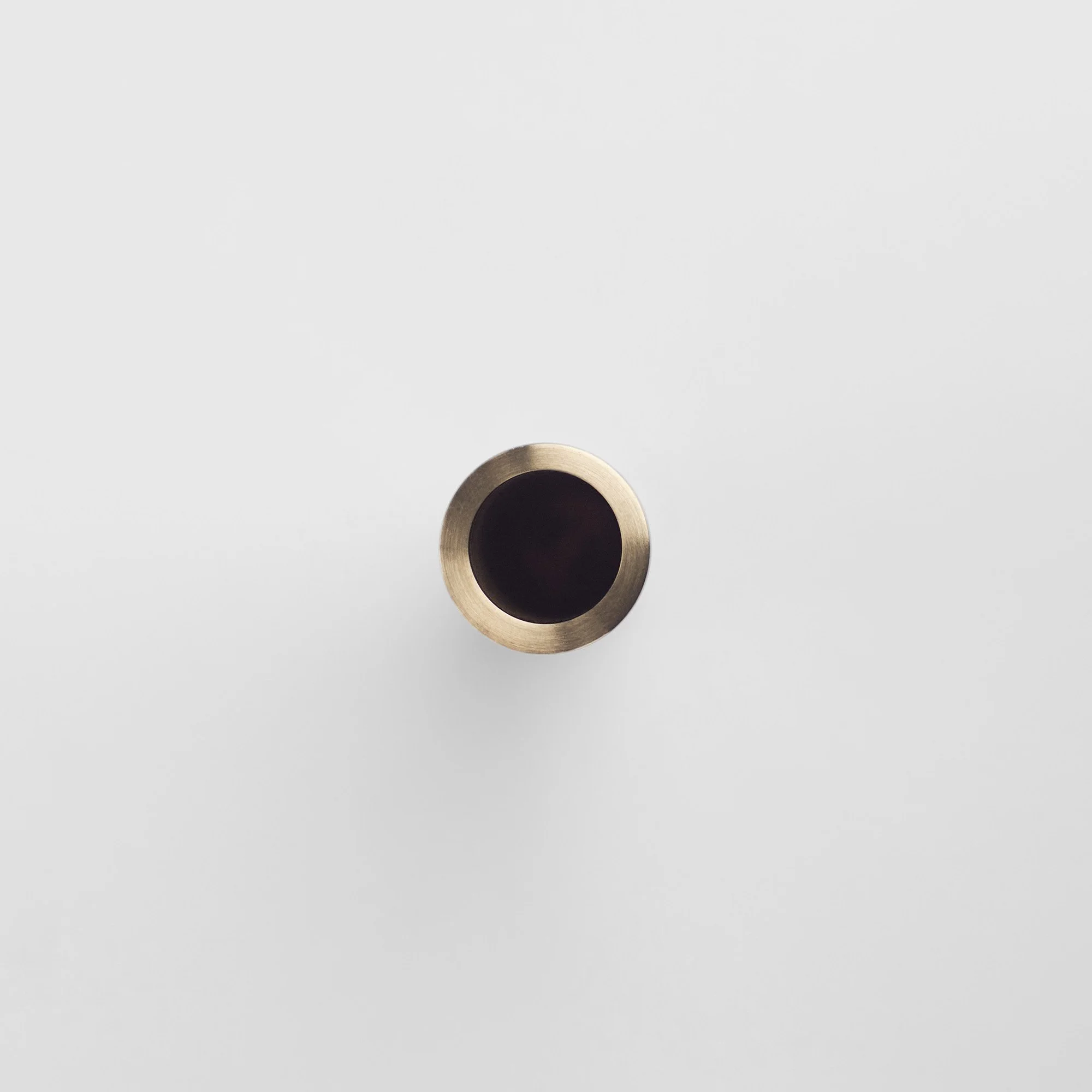 single flower vase_br2.jpg