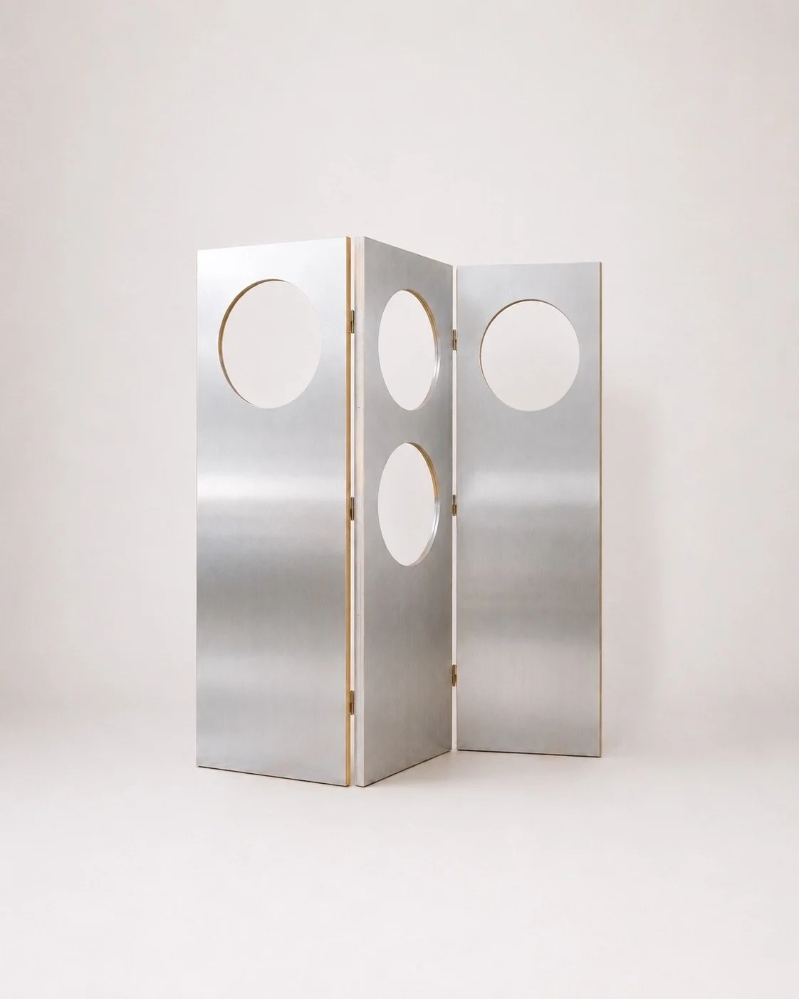 Aluminium room-screen