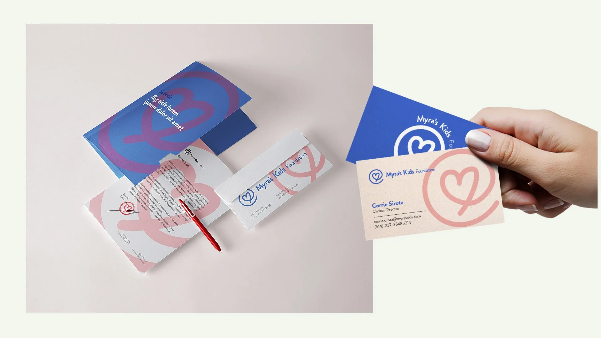 Carte de visite de la fondation Myra's Kids, tenue dans une main. La carte est blanche avec un logo de cœur stylisé en rouge et le texte 'Myra's Kids Foundation', ainsi que les coordonnées de Corrie Sirota, directrice clinique.